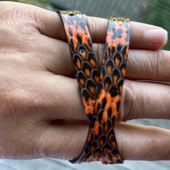 MOVING SALE: ALEXANDER MCQUEEN SKULL LEATHER DOUBLE WRAP BRACELET💀🧡 - Picture 14 of 16